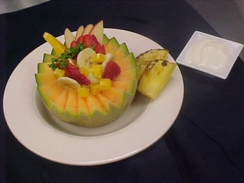 Fresh Fruit Platter - The Healthy Element In Birthday Breakfast Ideas